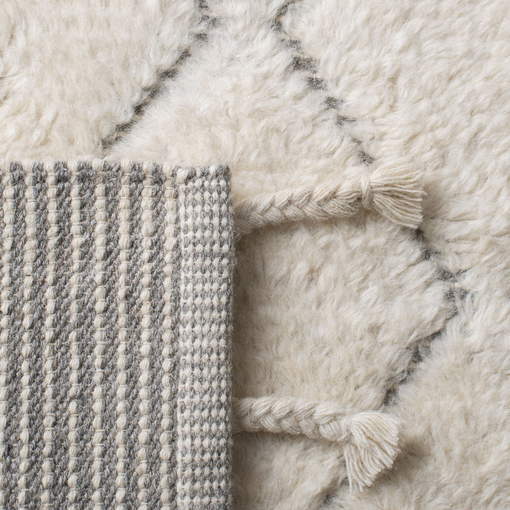 safavieh clearance casablanca csb455a ivory rug
