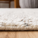 Safavieh Clearance Casablanca CSB522B Beige Rug