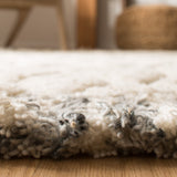 Safavieh Clearance Casablanca CSB652A Ivory Rug