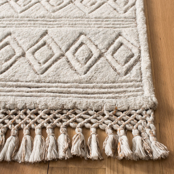 Safavieh Clearance Casablanca CSB658G Silver Rug