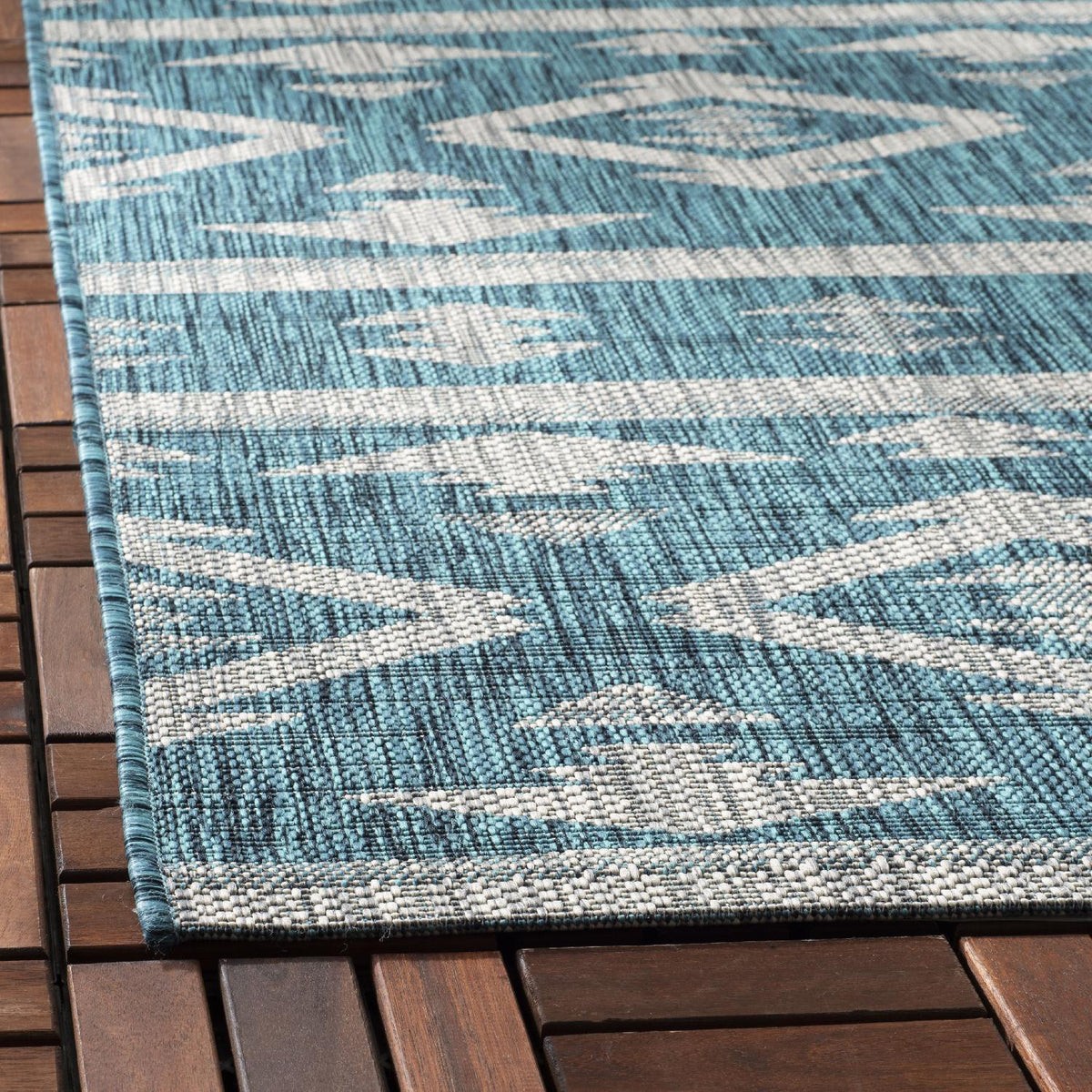 Safavieh Clearance Courtyard CY8863-37221 Teal Rug