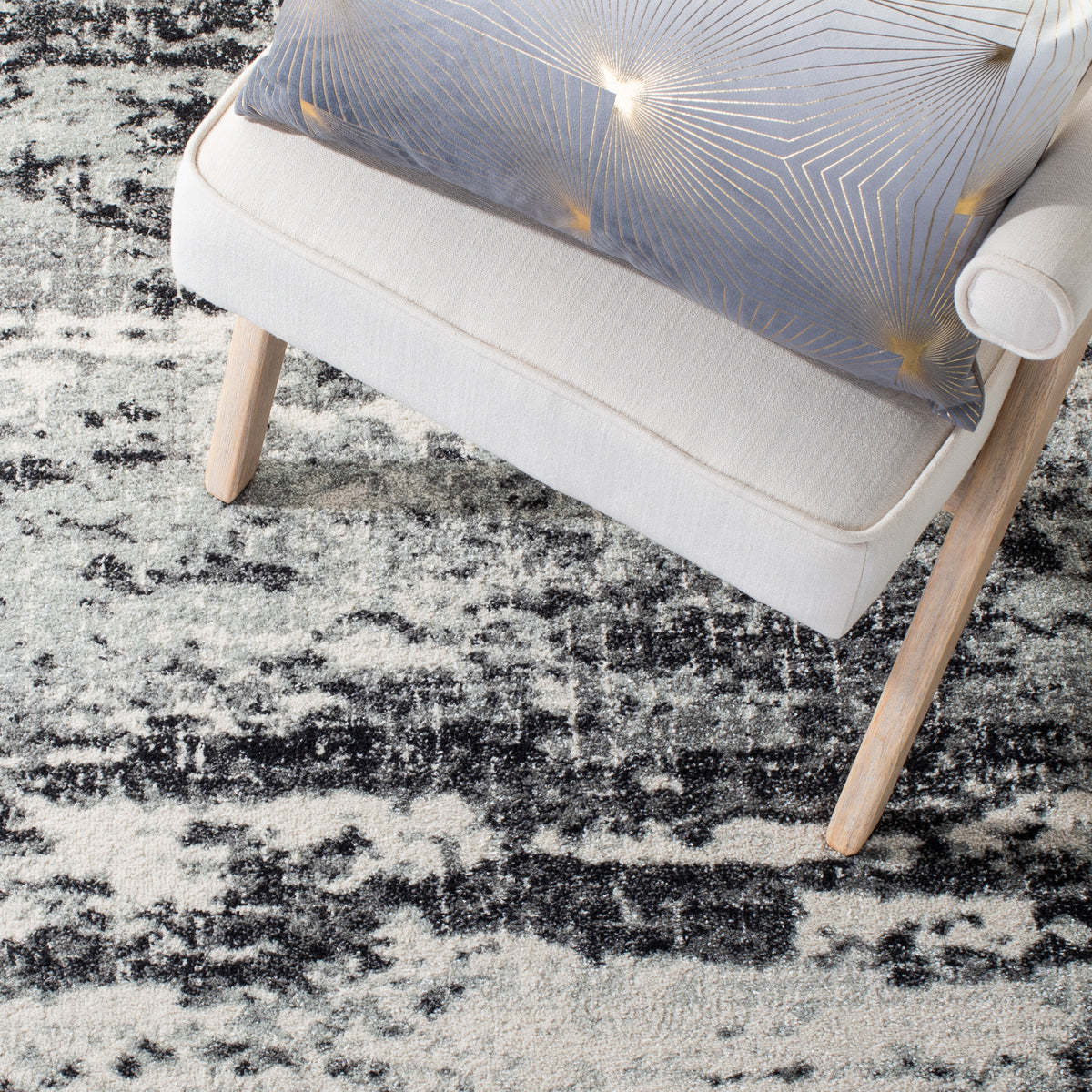Safavieh Clearance Evoke EVK272G Ivory Rug