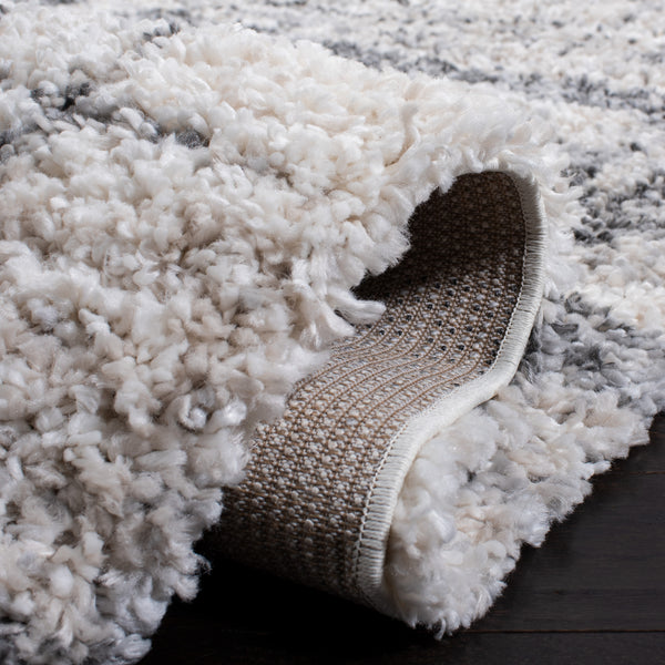 Safavieh Clearance Fontana Shag FNT855A Ivory Rug