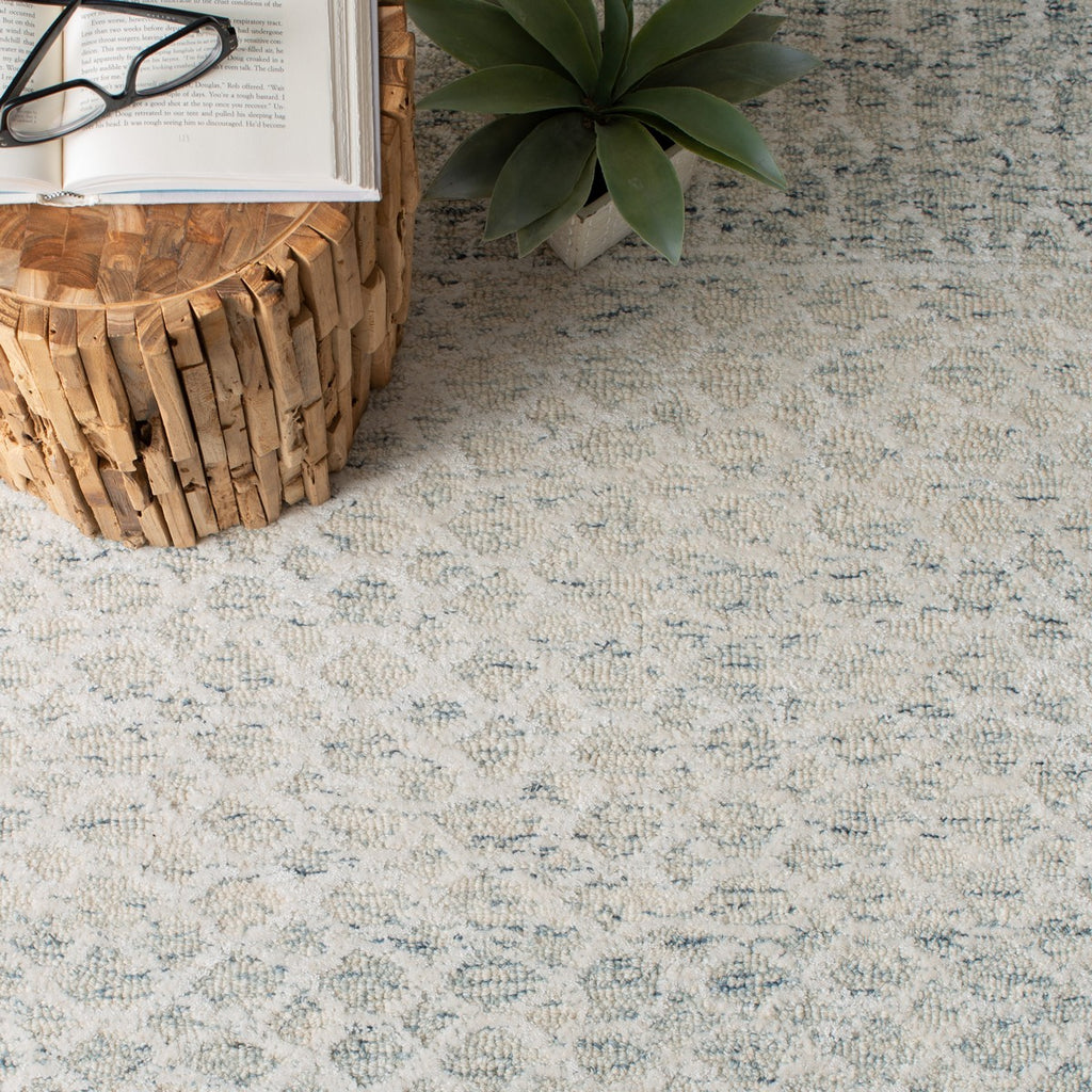 safavieh clearance glamour glm304m blue rug