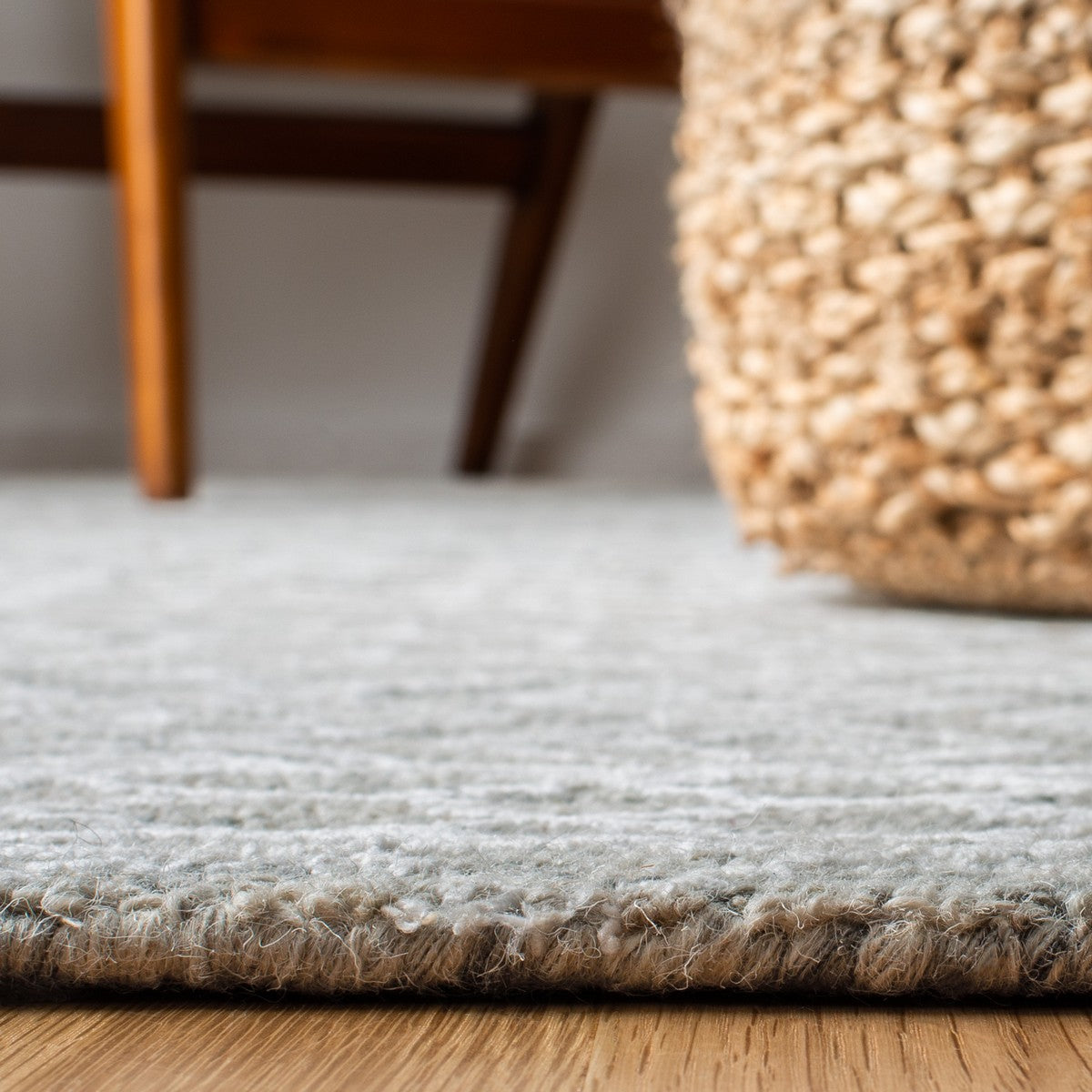 safavieh clearance glamour glm305y green rug