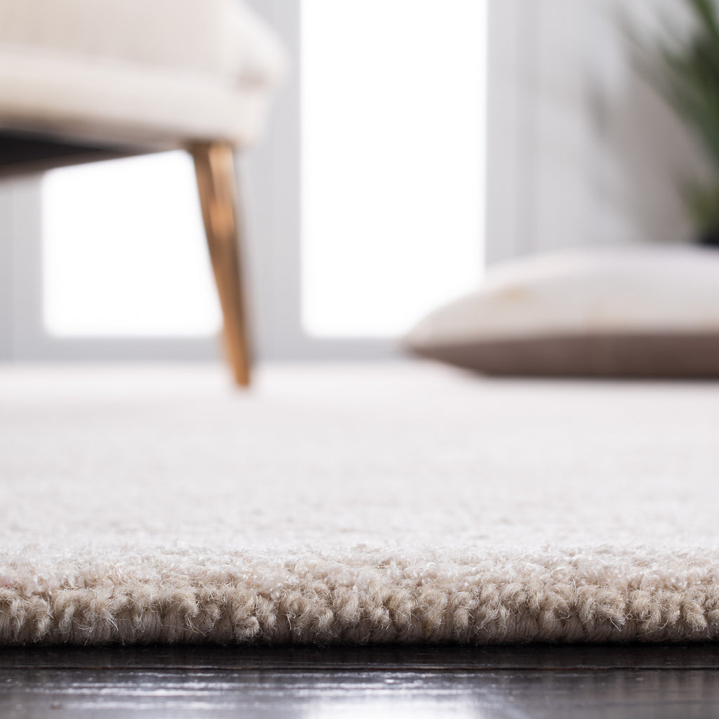 Safavieh Clearance Himalaya HIM152B Beige Rug