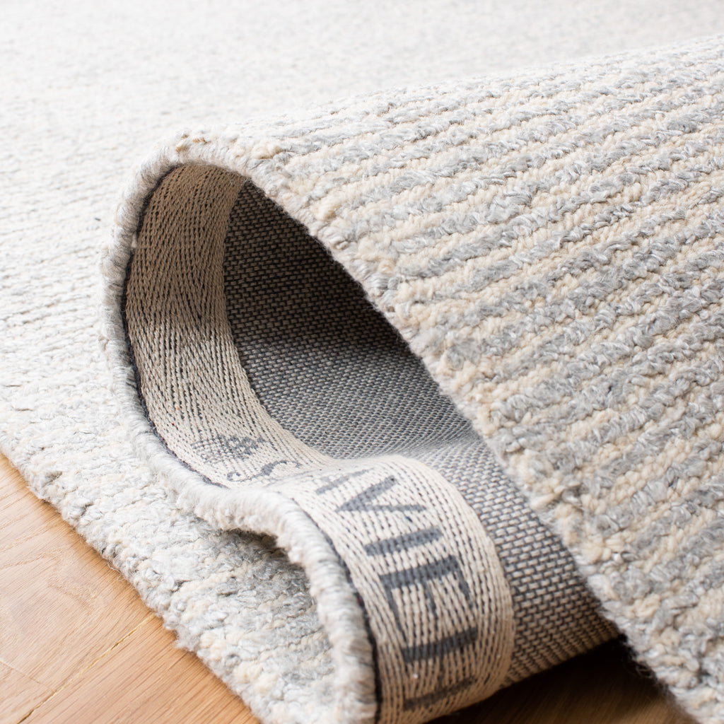 Safavieh Clearance Himalaya HIM153G Silver Rug