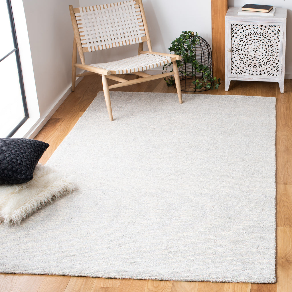 Safavieh Clearance Himalaya HIM153G Silver Rug