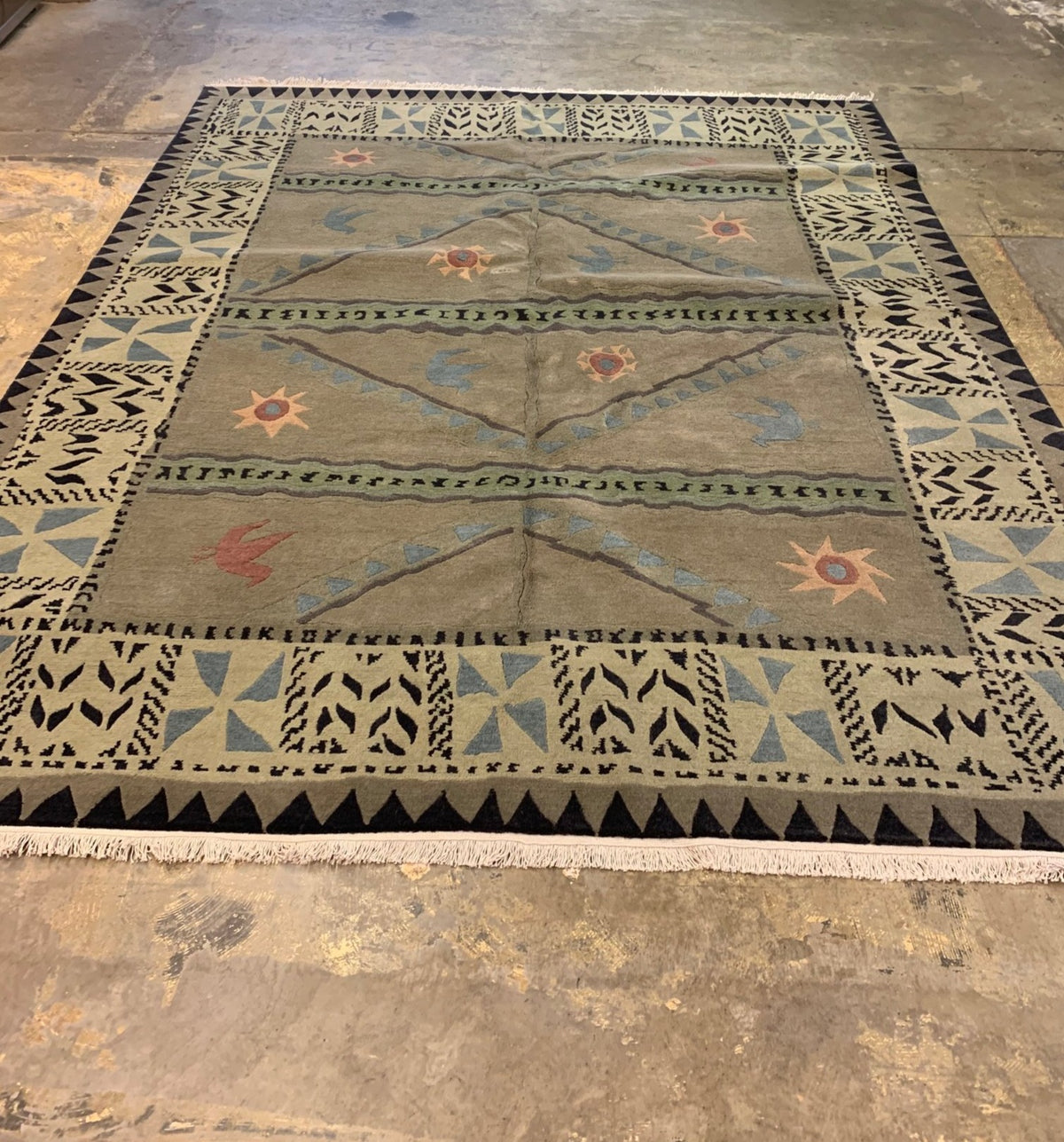 Tibet Rug Company Kilimanjaro SUNDIAL Khaki Rug