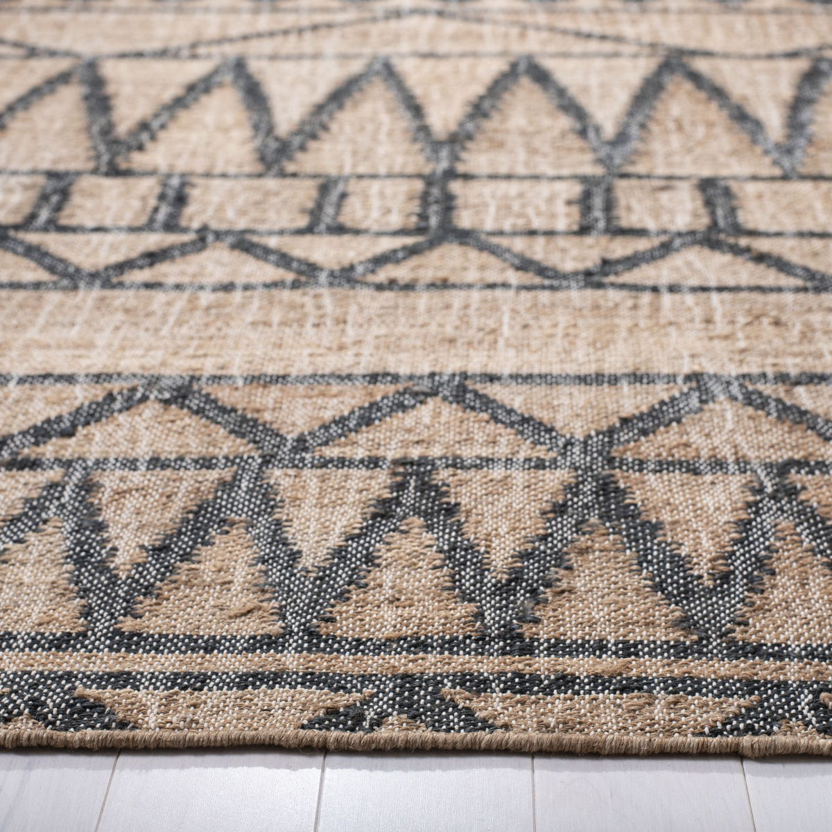 safavieh clearance kilim klm752a natural charcoal rug