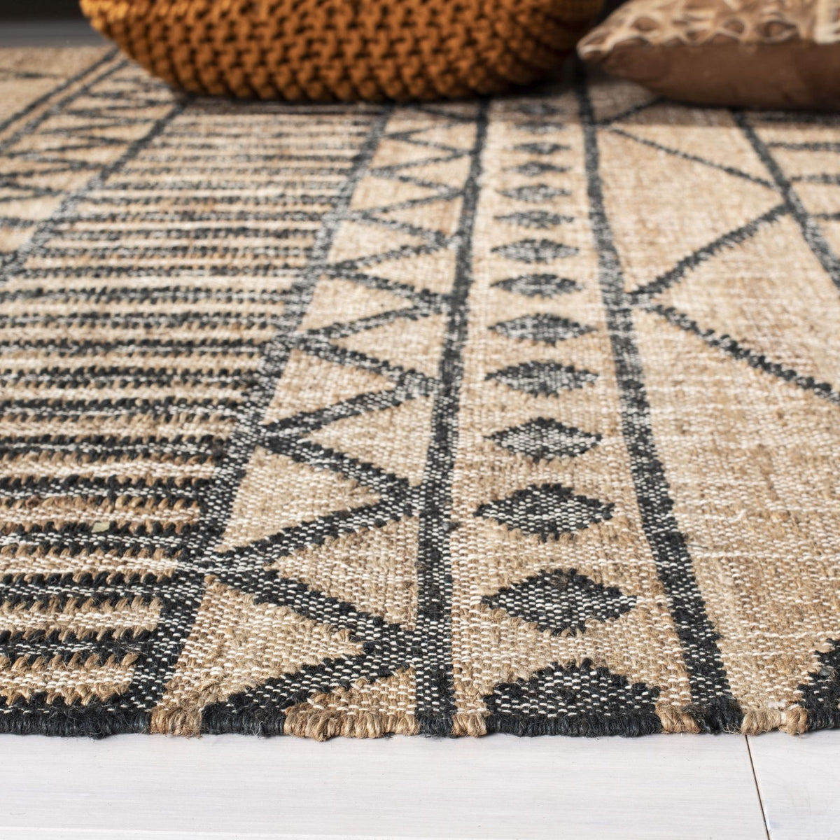 safavieh clearance kilim klm752a natural charcoal rug