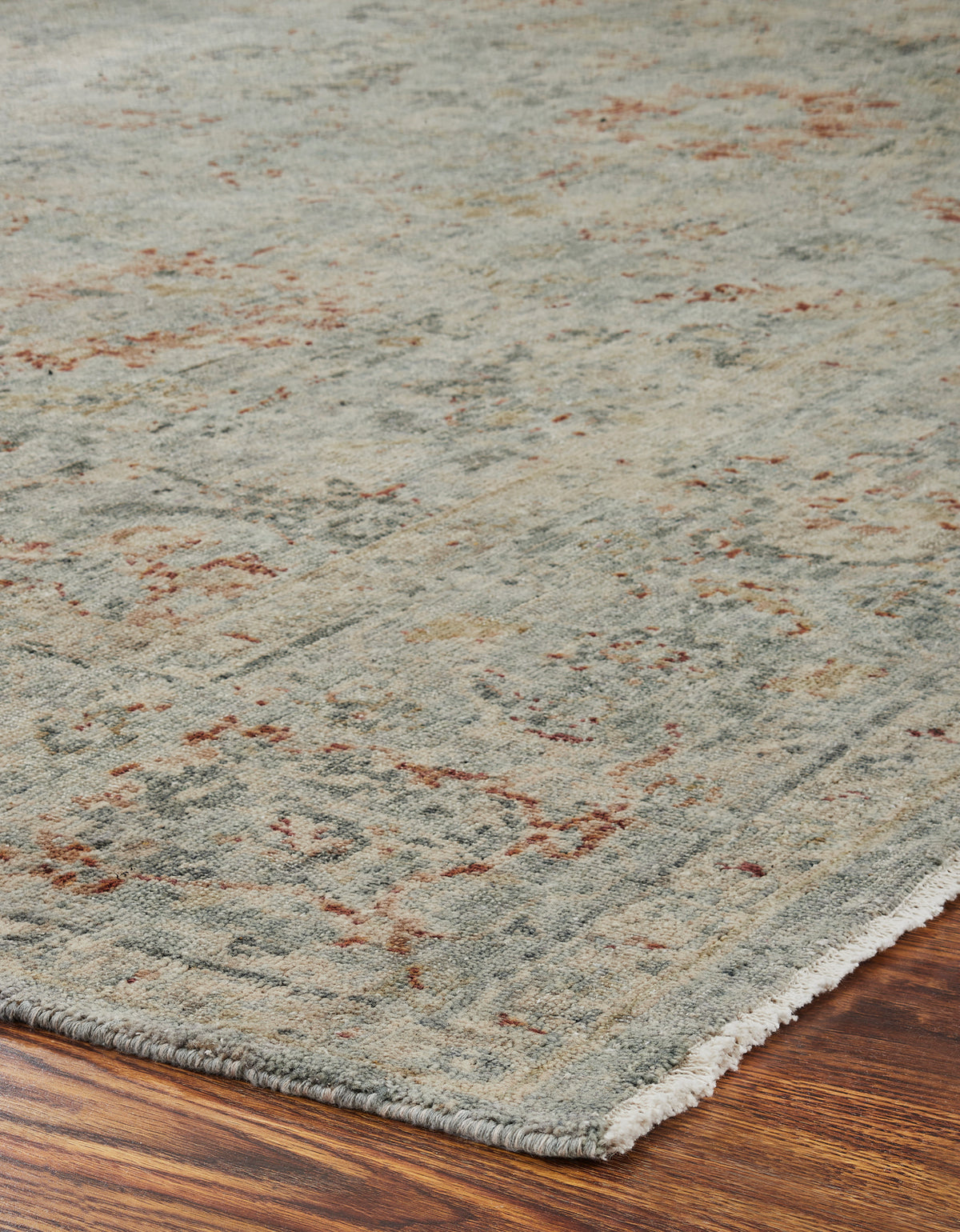 rugs done right lynn ly06 sea mist rug