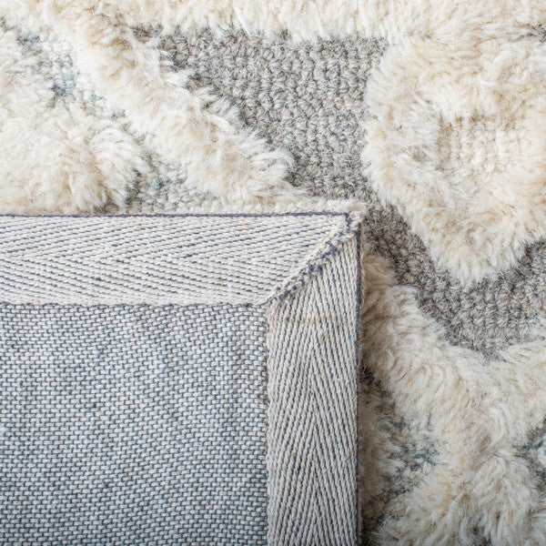 safavieh clearance metro met110a ivory rug
