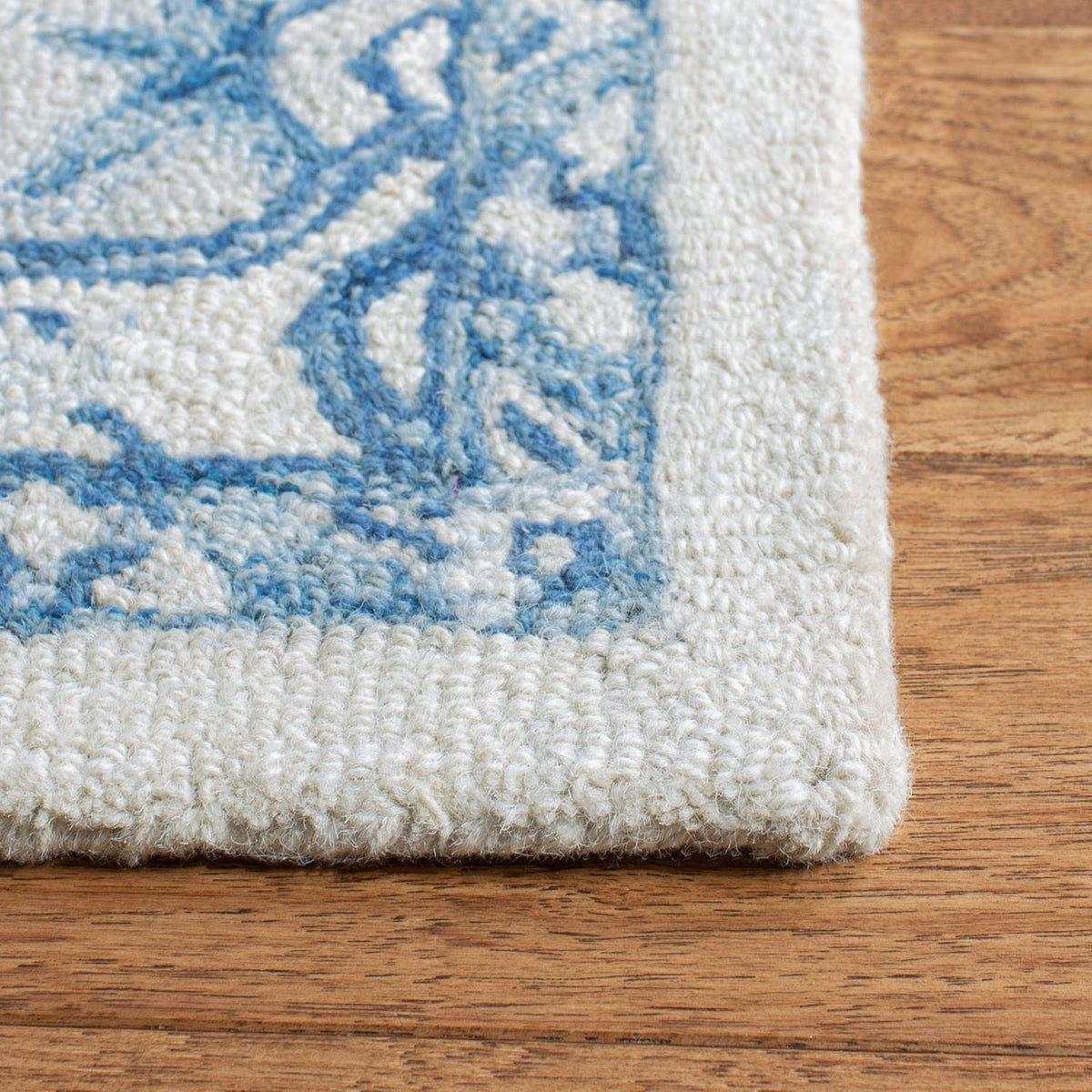 safavieh clearance micro loop mlp503g ivory blue rug