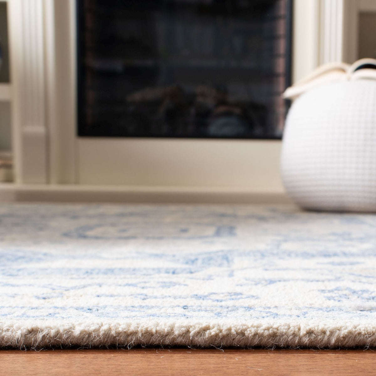 safavieh clearance micro loop mlp503g ivory blue rug