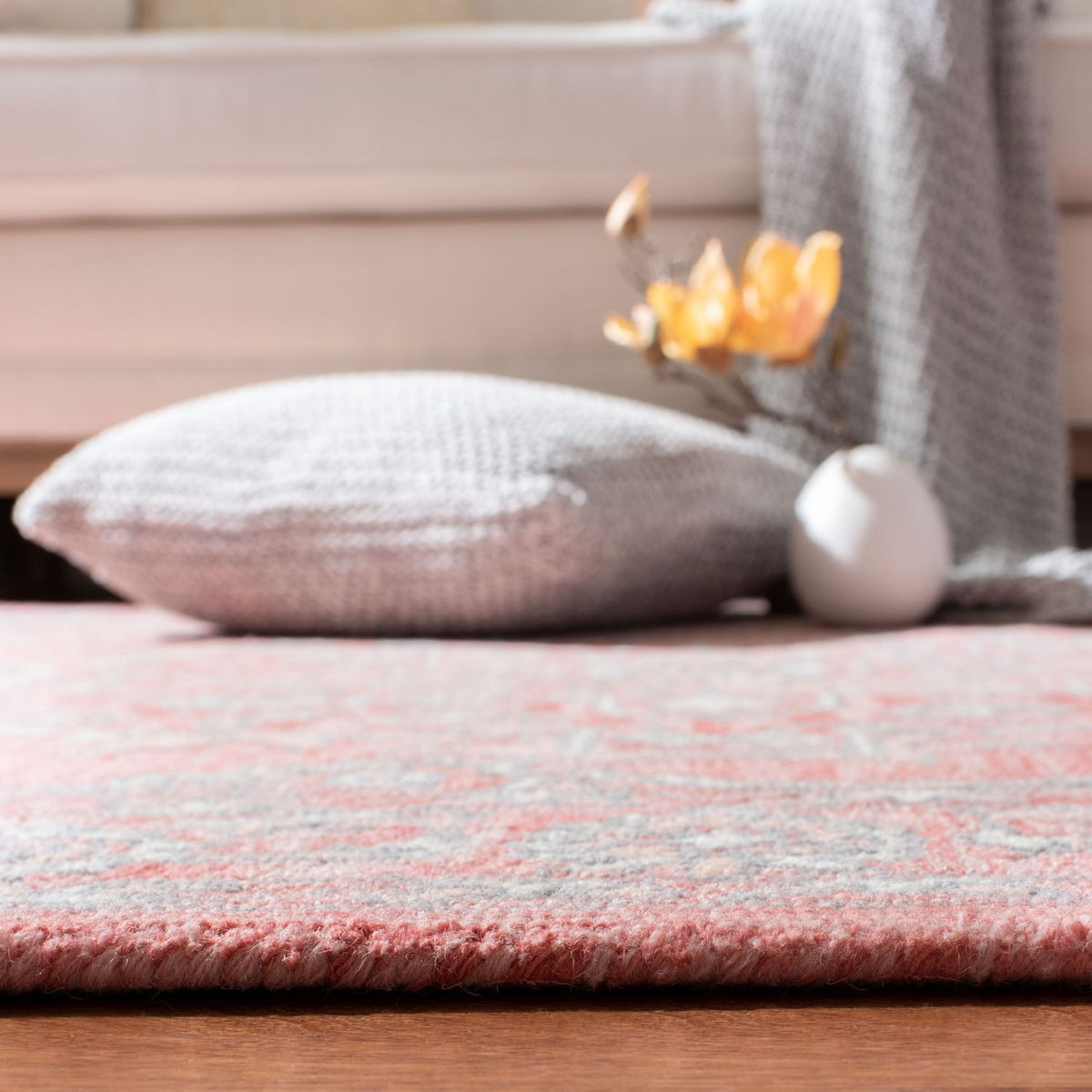 safavieh clearance micro loop mlp504u pink ivory rug