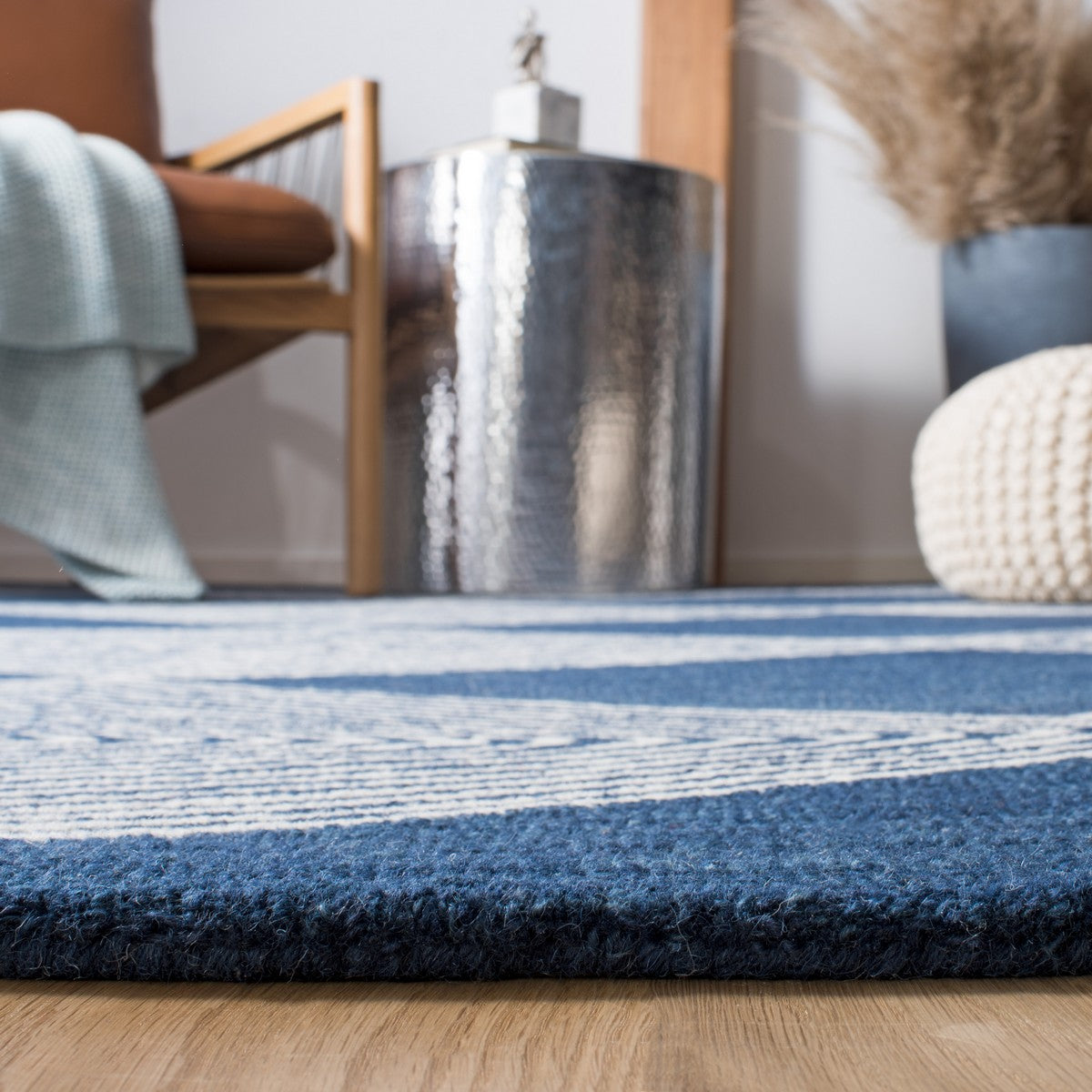 safavieh clearance micro loop mlp618n navy rug