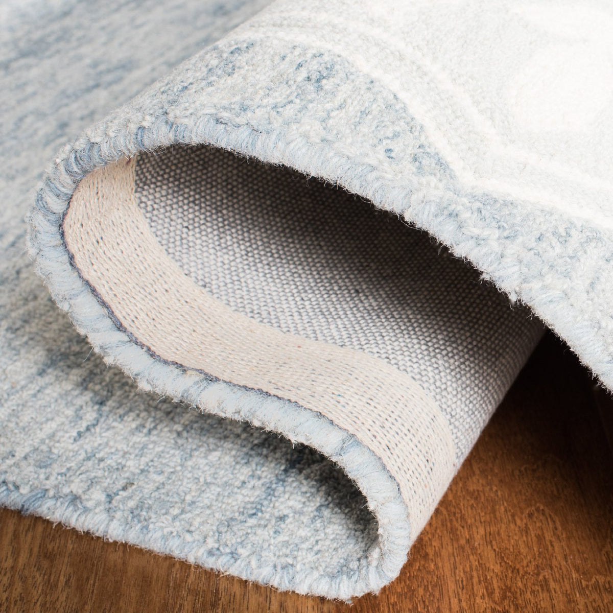 safavieh clearance micro loop mlp620m blue rug