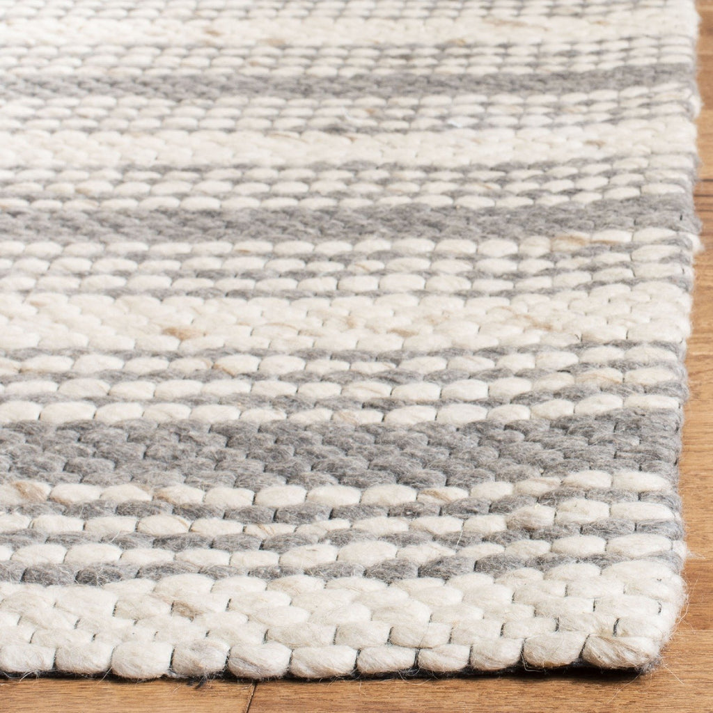 Safavieh Clearance Marbella MRB522F Grey Rug