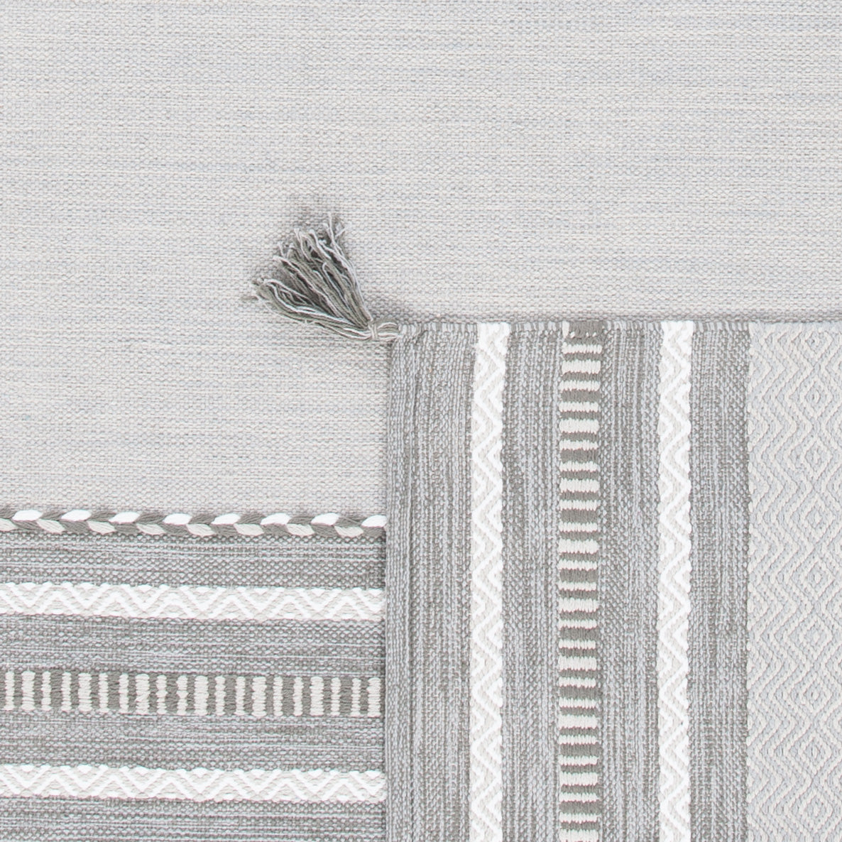 Safavieh Clearance Montauk MTK215F Grey Rug