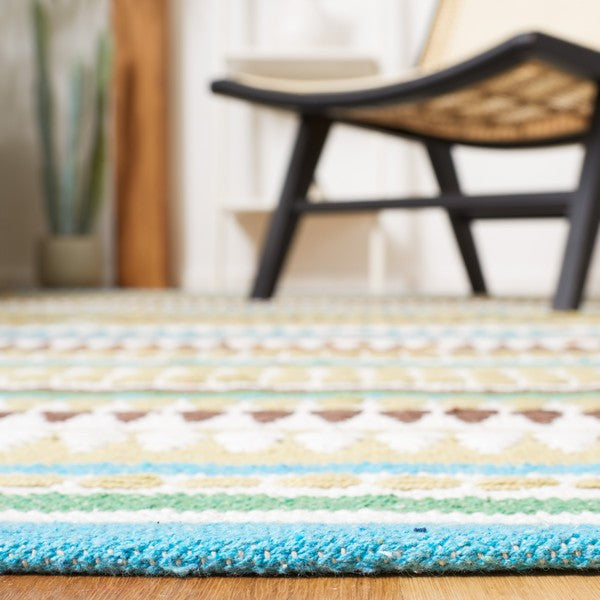safavieh clearance montauk mtk451l light blue rug