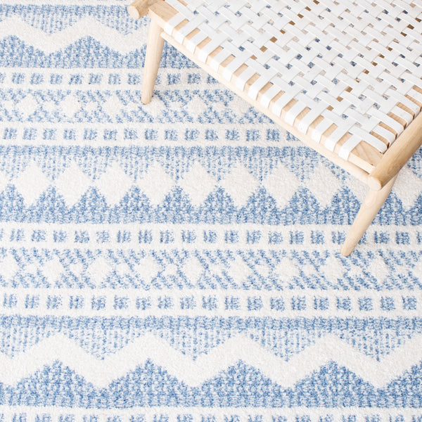 Safavieh Clearance Moroccan Tassel Shag MTS484C Ivory Rug