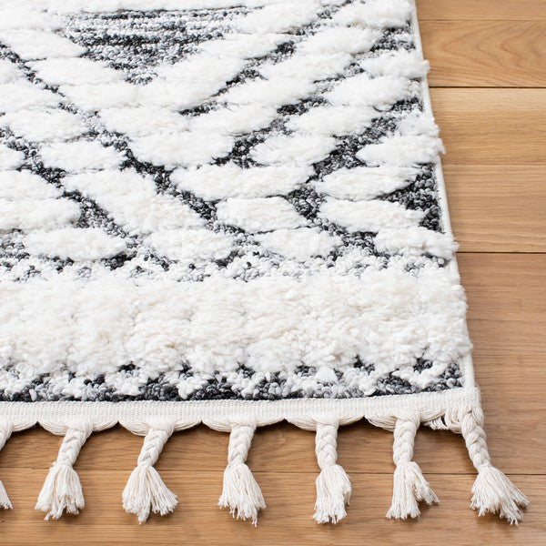 safavieh clearance moroccan tassel shag mts614a ivory rug