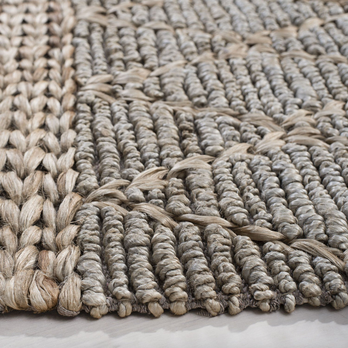 Safavieh Clearance Natural Fiber NF951G Silver Rug