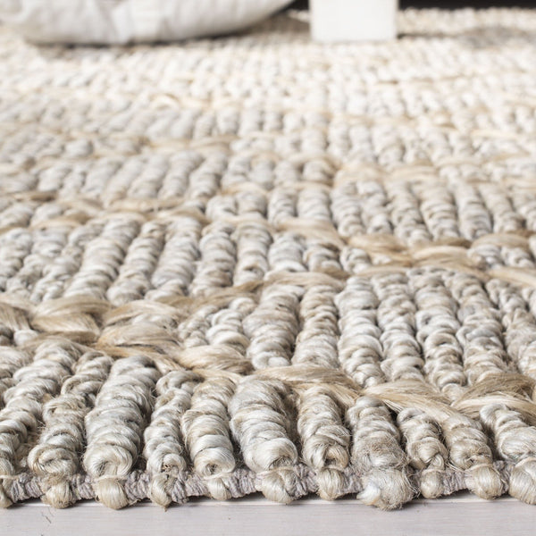 Safavieh Clearance Natural Fiber NF951G Silver Rug