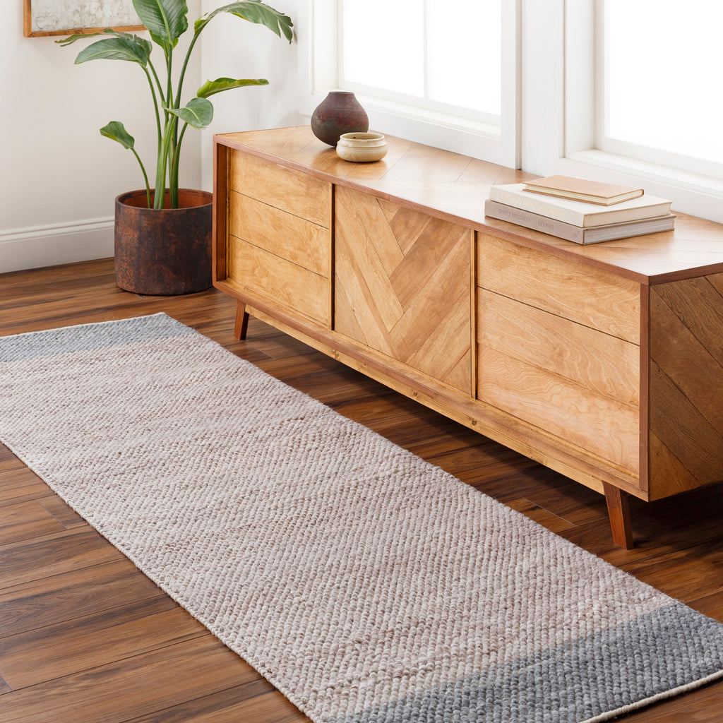 surya reika rek 2308 rug