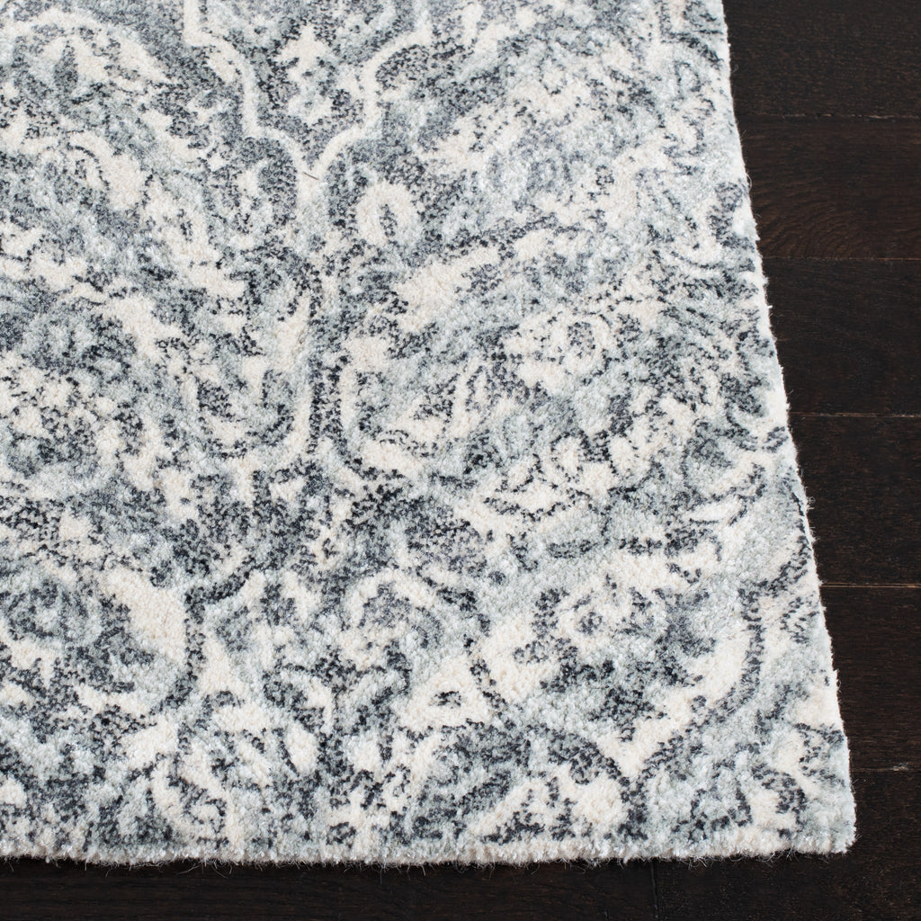 Safavieh Clearance Restoration Vintage RVT115A Ivory Rug