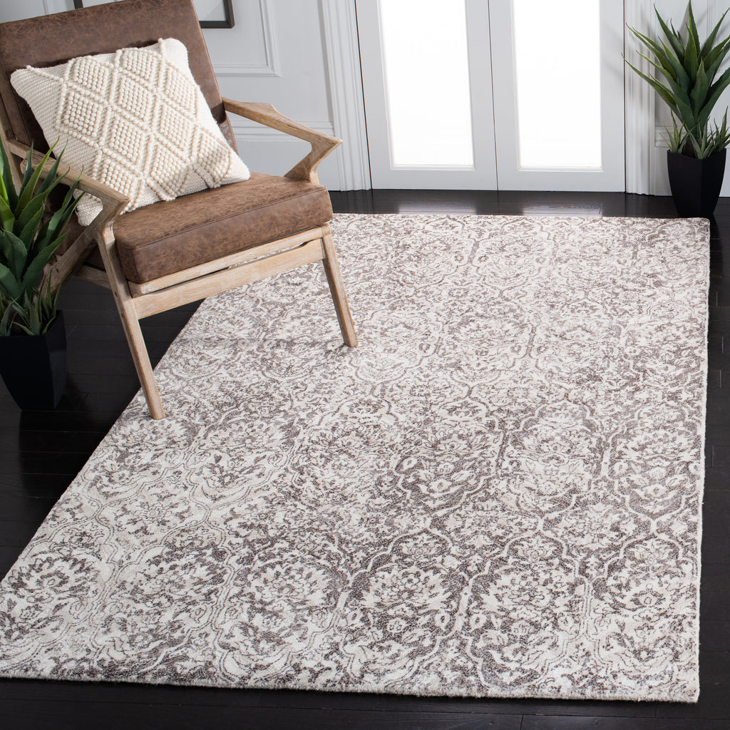 Safavieh Clearance Restoration Vintage RVT115B Beige Rug