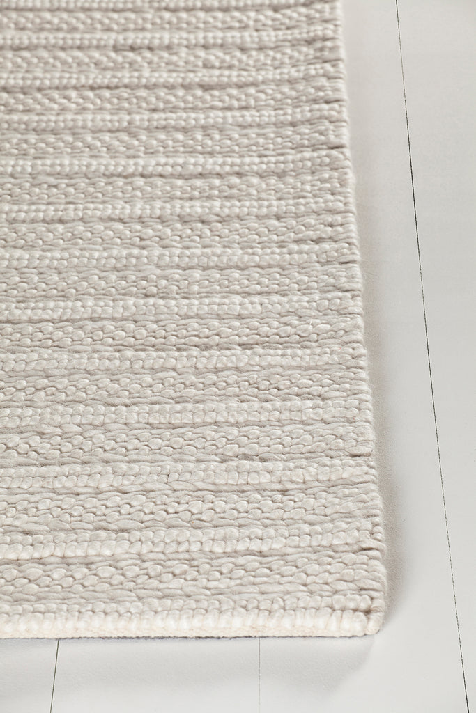 chandra saira sai 44701 white rug