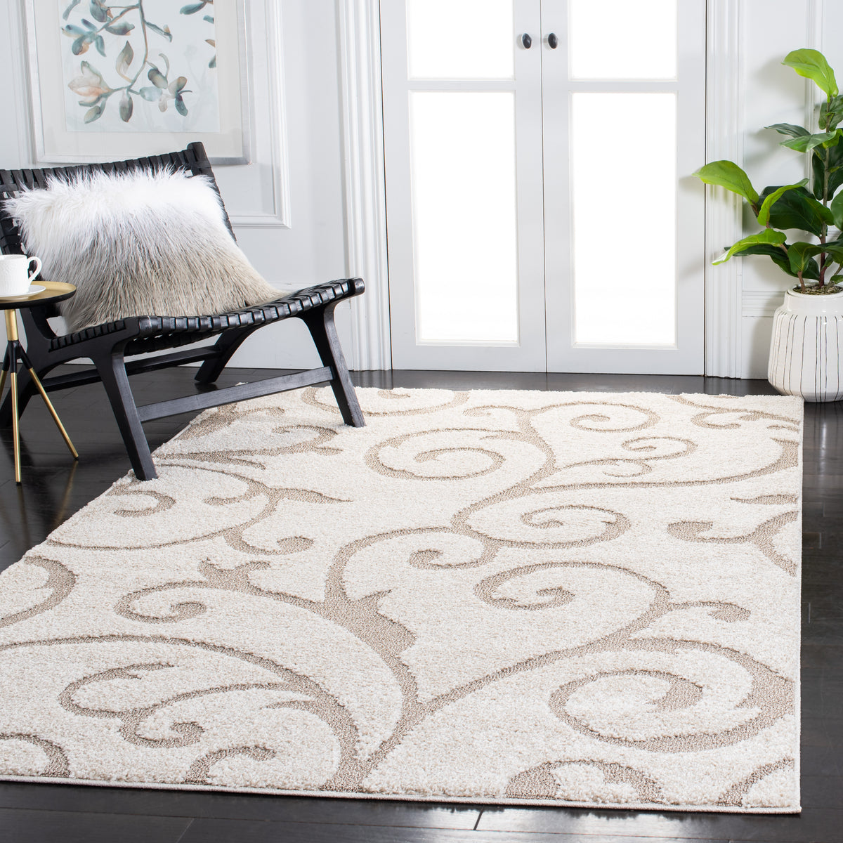 Safavieh Clearance Shag SG455-13LT Ivory Rug