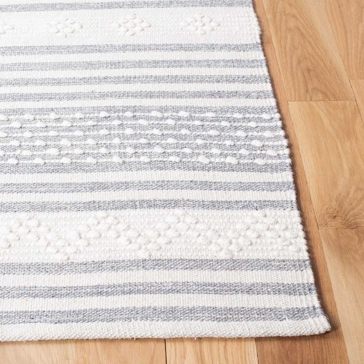 safavieh clearance striped kilim stk511g silver rug