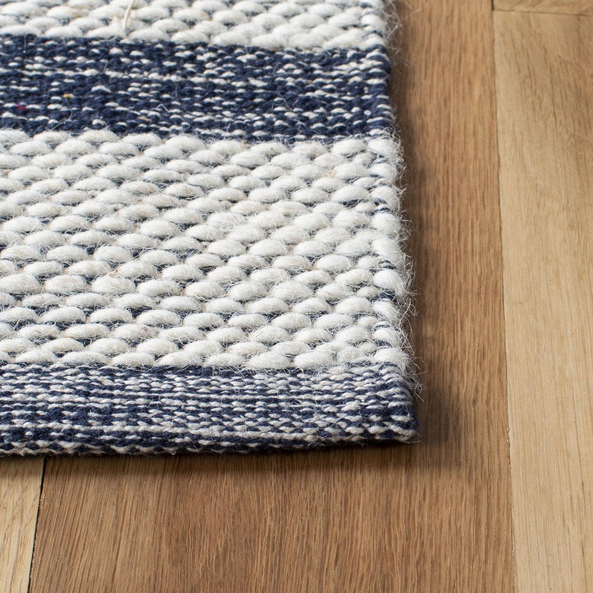 safavieh clearance striped kilim stk514n navy rug