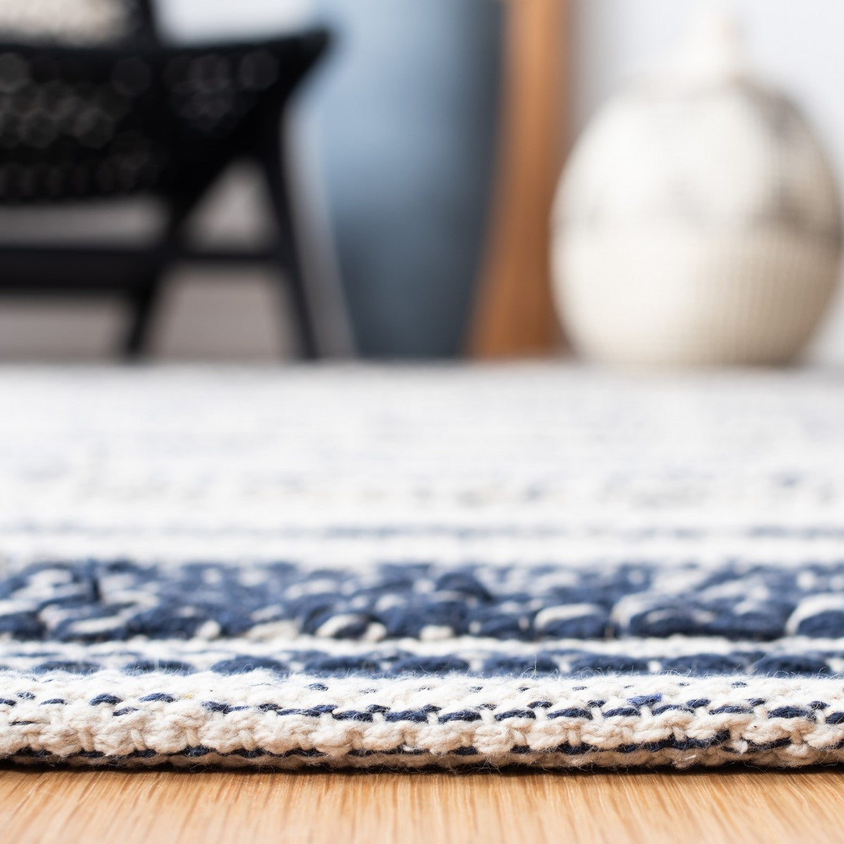 safavieh clearance striped kilim stk517a ivory rug