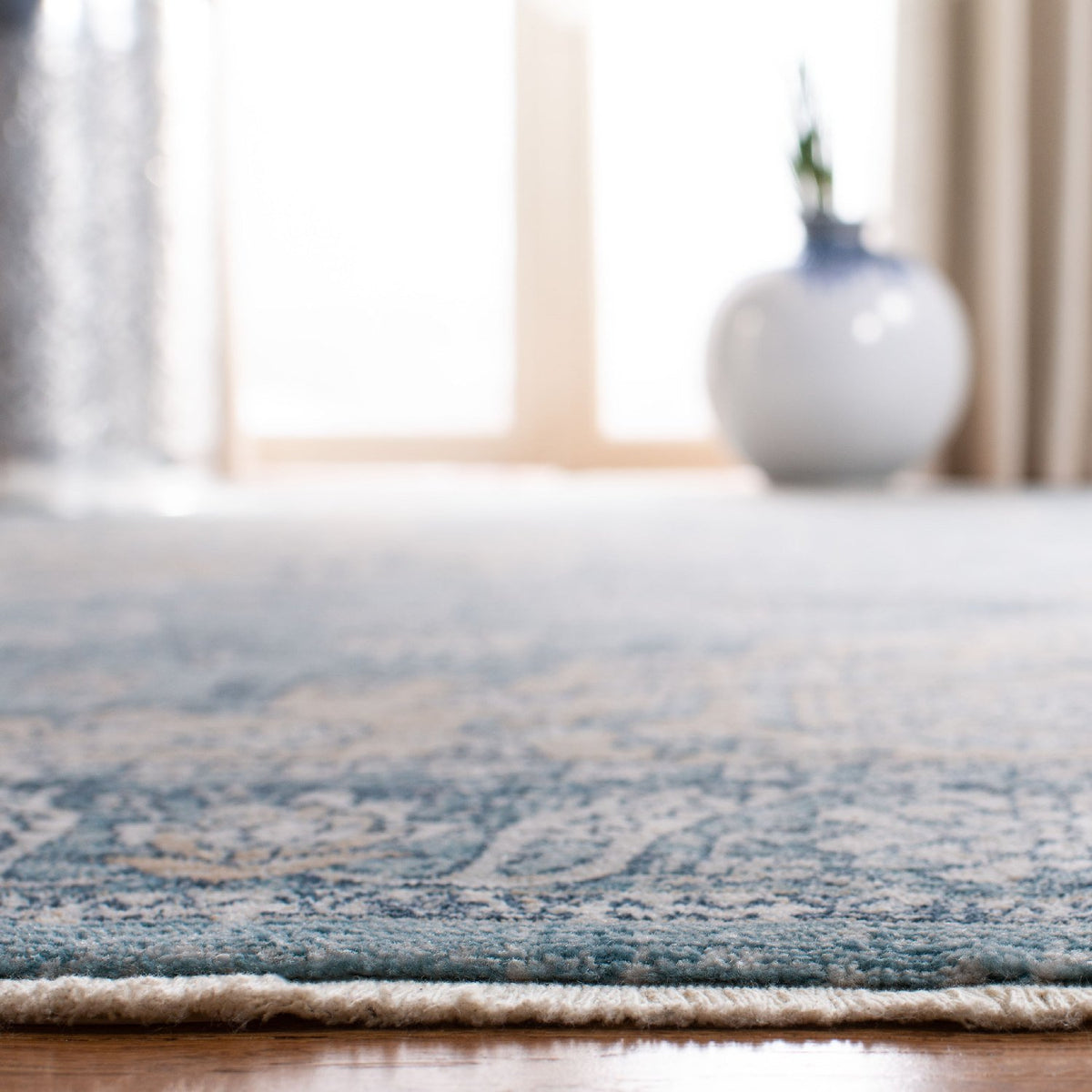 safavieh clearance victoria 900 vic902n blue rug