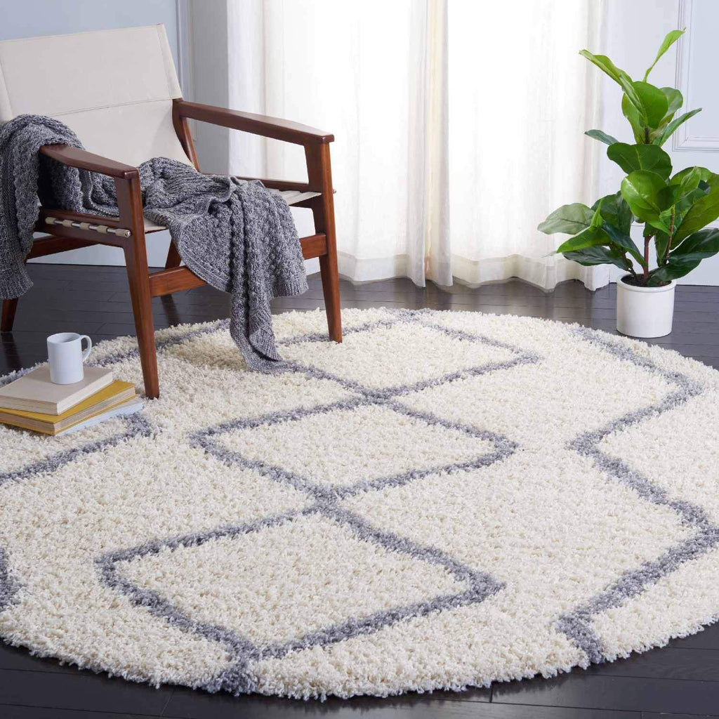 safavieh clearance venus shag vns685a ivory rug