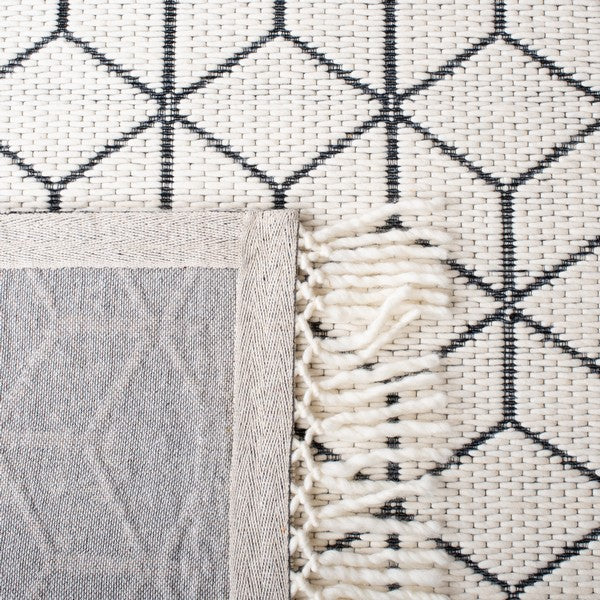 Safavieh Clearance Vermont VRM309A Ivory Rug