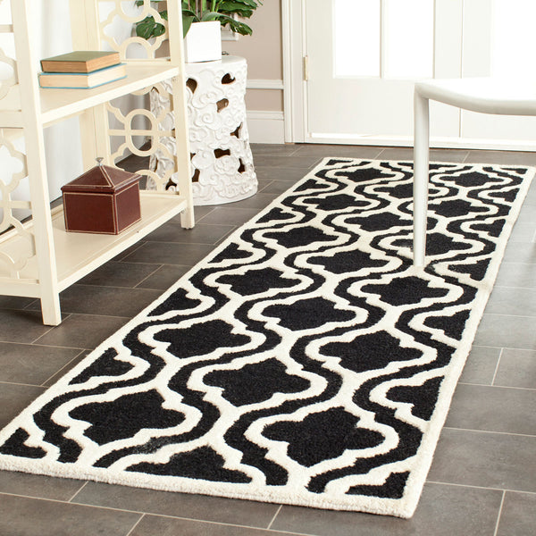 Safavieh Clearance Cambridge CAM132E Black Rug