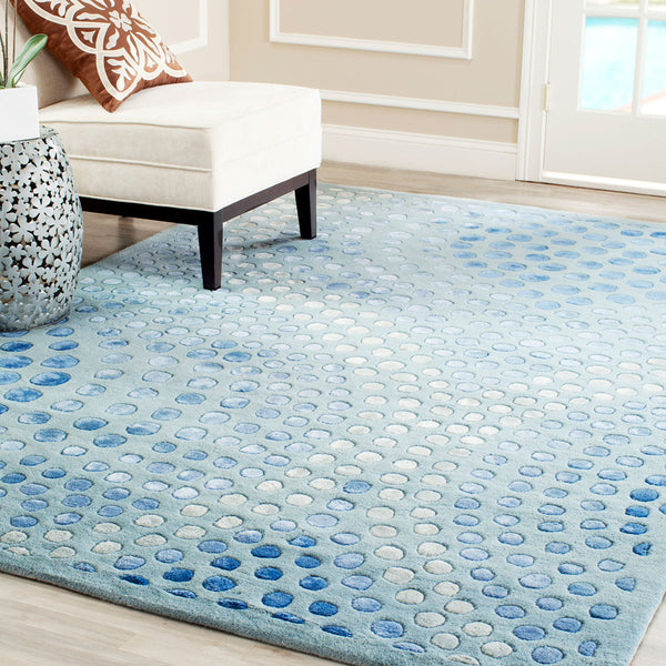 Safavieh Clearance Soho. SOH654B Light Blue Rug