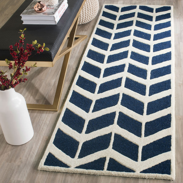 Safavieh Clearance Cambridge CAM718M Navy Rug