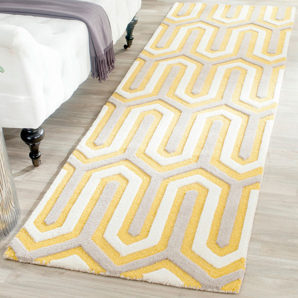 Safavieh Clearance Cambridge CAM351Q Gold Rug