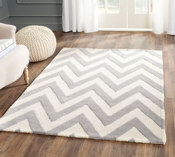 Safavieh Clearance Cambridge CAM139D Silver Rug