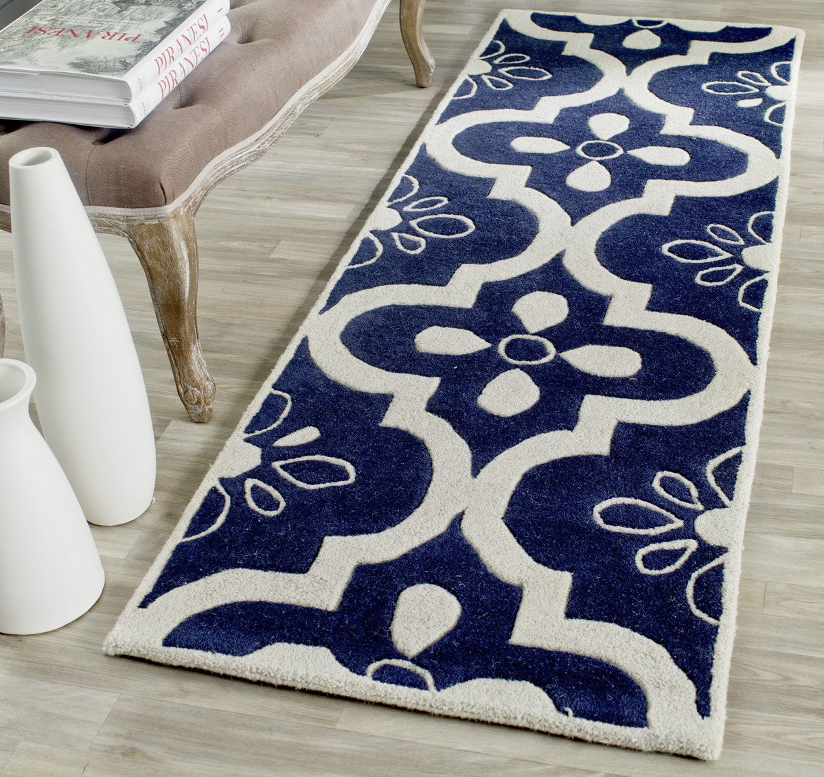Safavieh Clearance Chatham CHT751C Navy Rug