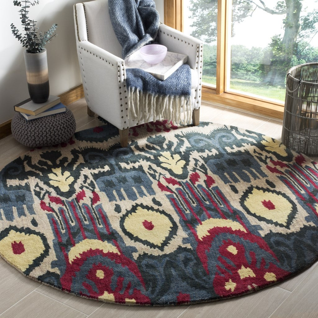 Safavieh Clearance Ikat IKT466A Beige Rug