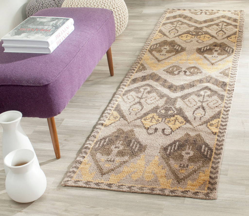 Safavieh Clearance Kenya KNY656A Gold Rug