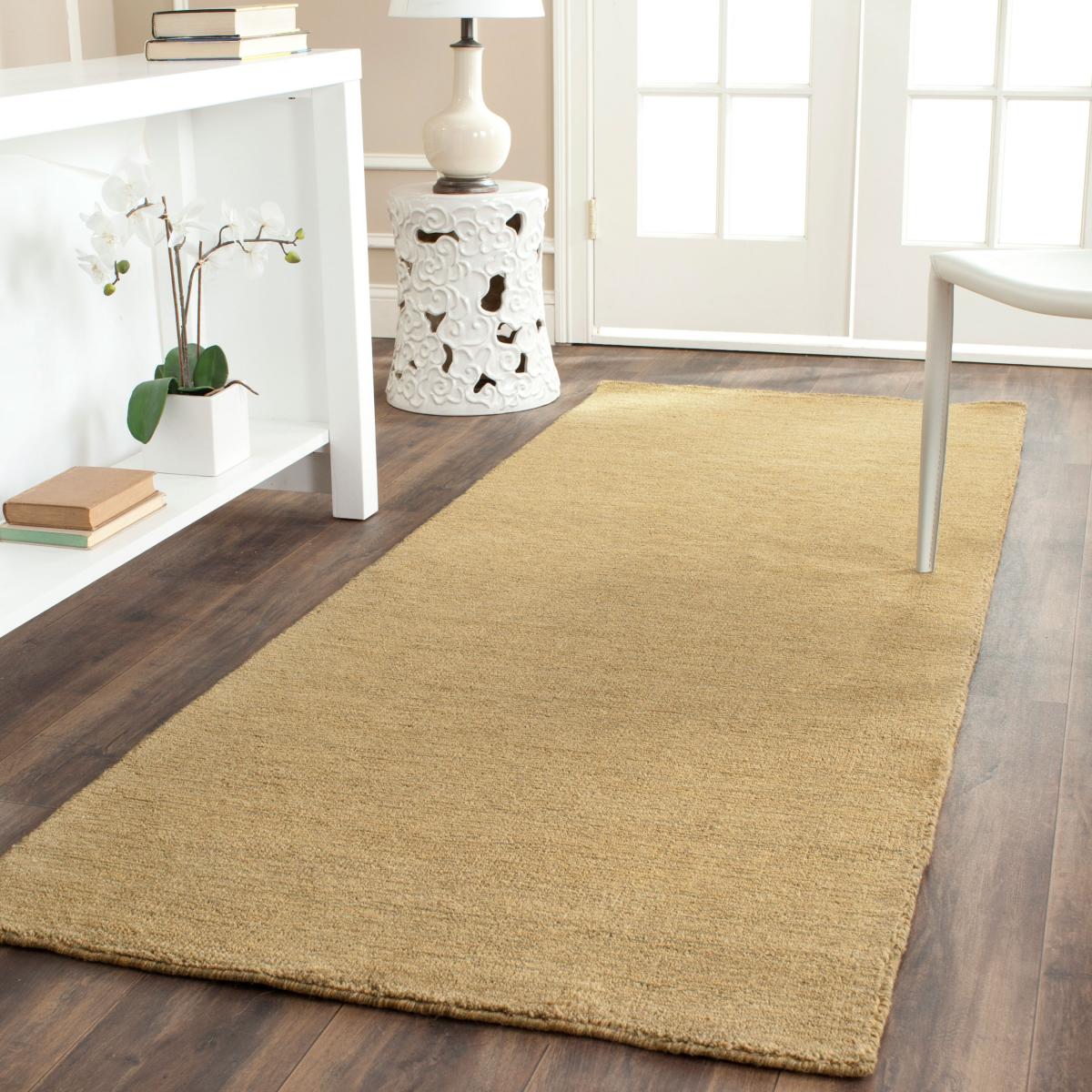 Safavieh Clearance Himalaya HIM311C Green-Beige Rug