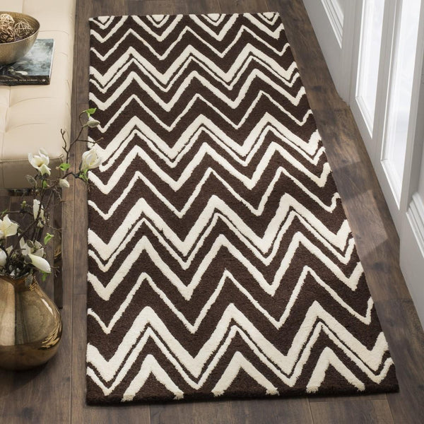 Safavieh Clearance Cambridge CAM711R Brown Rug